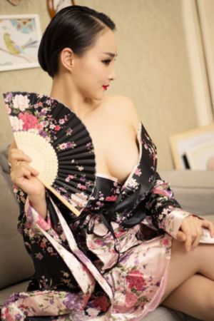 樱花在线视频免费观看高清_国产剧超清在线观看