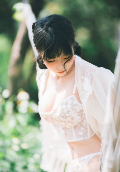 草莓视频在线免费看_蓝光迅雷电影在线