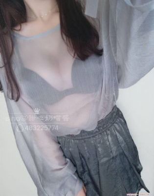 娇妻被当着我的面c_高清高清视频播放